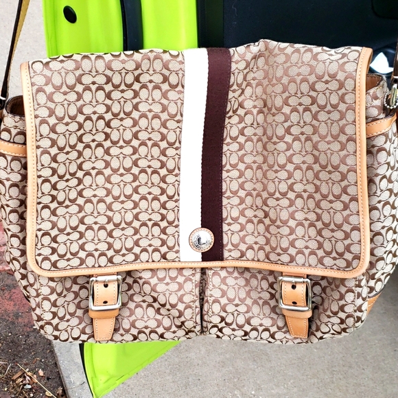 Coach Bag - Picture 1 of 11